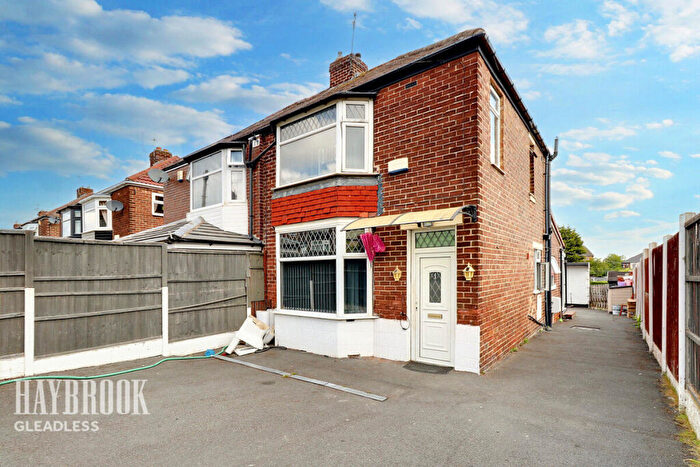3 Bedroom Semi-Detached House For Sale In Basford Drive, Sheffield, S9