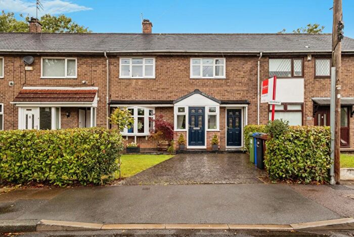 3 Bedroom Terraced House For Sale In Wordsworth Road, Denton, Manchester, Greater Manchester, M34