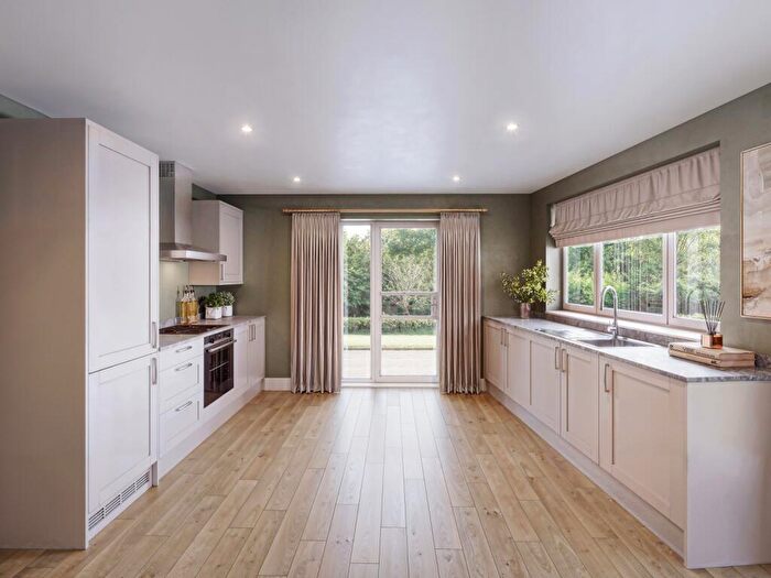 1 Bedroom Apartment For Sale In Bobbin Lane, Barnstaple, Devon, EX32