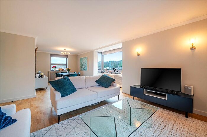 3 Bedroom Flat For Sale In Serlby Court, Somerset Square, London, W14