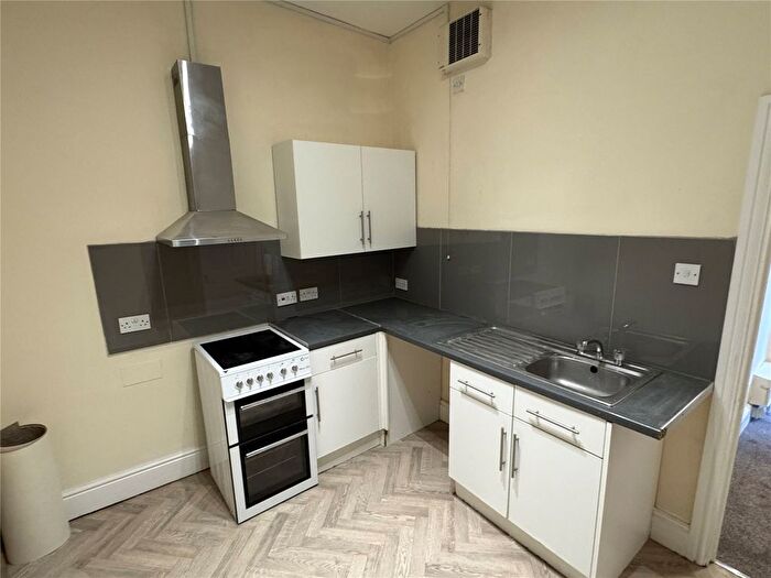 1 Bedroom Flat To Rent In East Reach, Taunton, Somerset, TA1