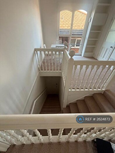 2 Bedroom Flat To Rent In Crystal Palace, London, SE19