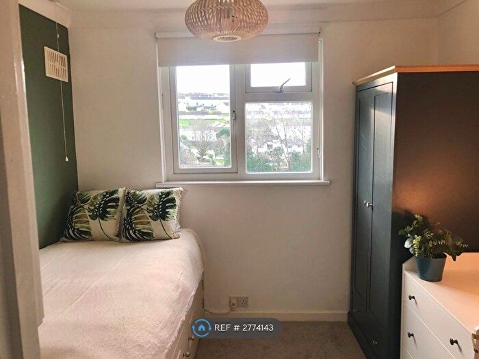 5 Bedroom Semi-detached House To Rent In Old Hill Crescent, Falmouth, TR11