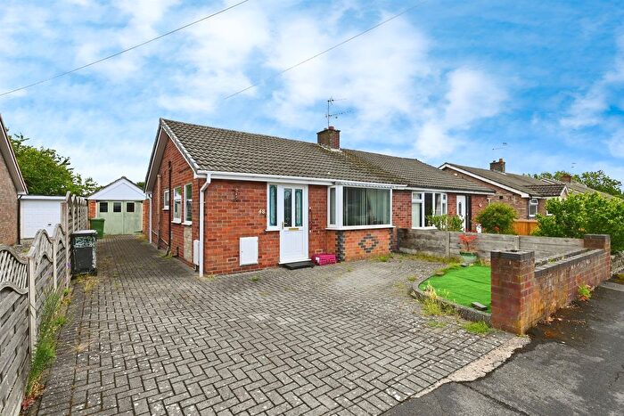 2 Bedroom Semi-Detached Bungalow For Sale In Southdown Road, Huntington, York, YO32