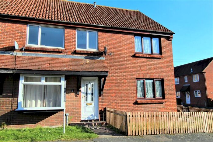 3 Bedroom Terraced House To Rent In Credo Way, Grays RM20