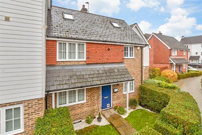 4 Bedroom Terraced House For Sale In Laxton Walk, Kings Hill, West Malling, Kent, ME19
