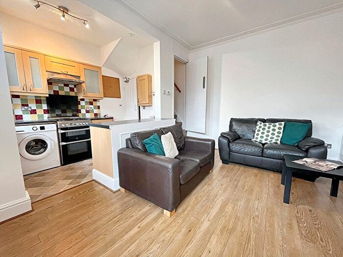 3 Bedroom Terraced House To Rent In Woodside Avenue, Burley, Leeds, West Yorkshire, LS4