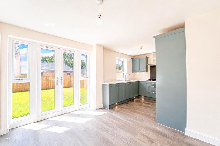 4 Bedroom Detached House To Rent In Burdock Pass, Feniscowles, Blackburn, BB2