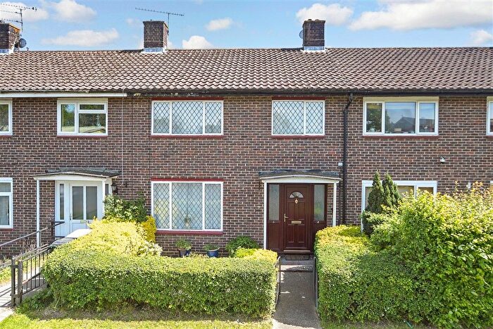 3 Bedroom Terraced House For Sale In Stagelands, Crawley, West Sussex, RH11
