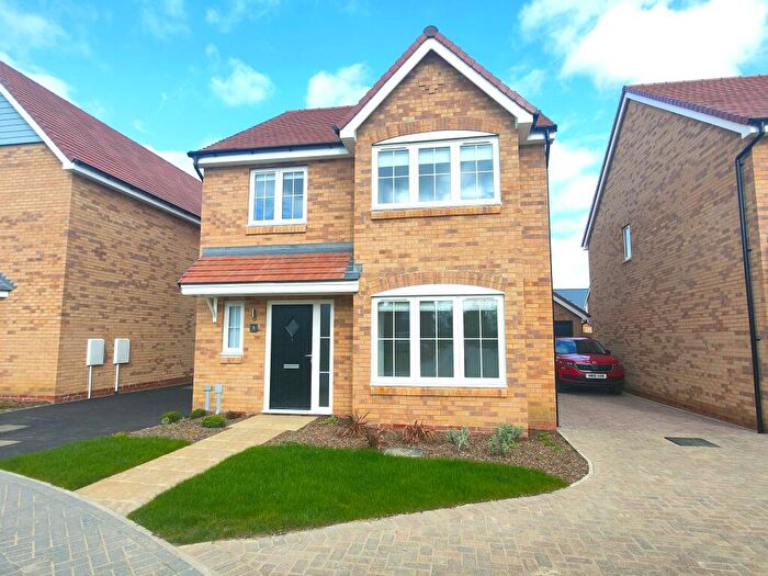 4 Bedroom House To Rent In Mansfield Road, Bury St Edmunds, IP32