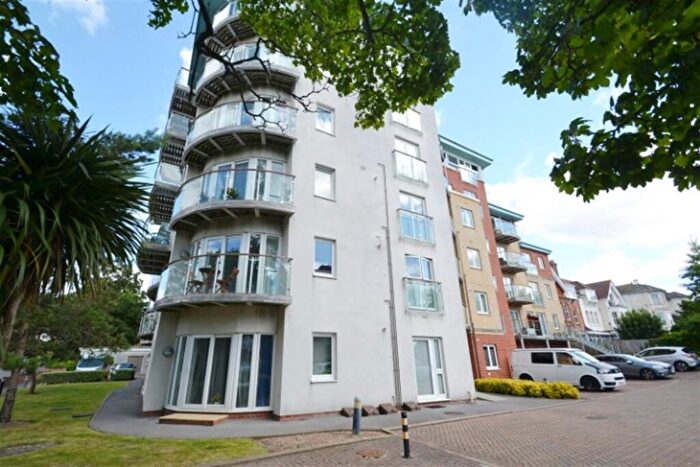 1 Bedroom Flat To Rent In Boscombe Spa, BH5