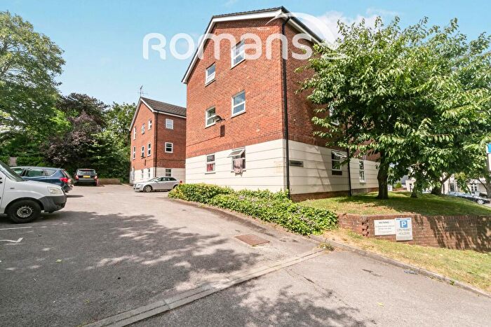 2 Bedroom Flat To Rent In Ridgeborough Court, Castle Hill, Reading, RG1
