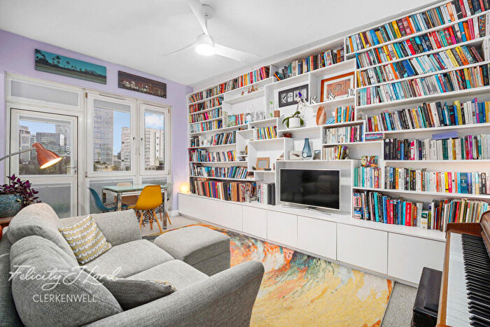 2 Bedroom Apartment For Sale In Old Street, London, EC1V