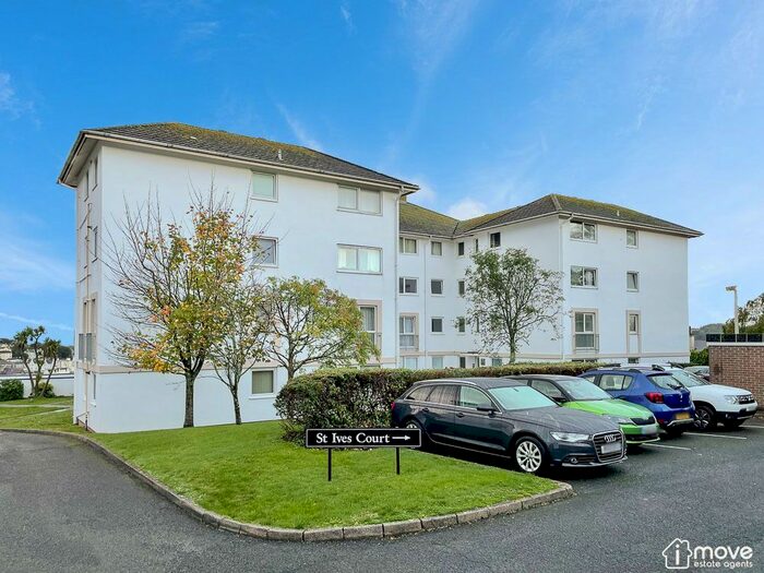 2 Bedroom Flat To Rent In St. Ives Court, Furzehill Road, Torquay, TQ1