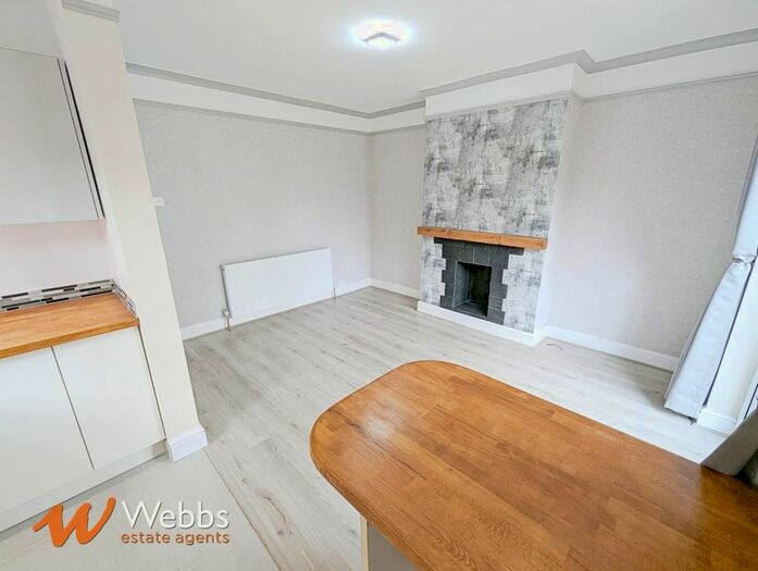 3 Bedroom SemiDetached House To Rent In Highfield Road North, Pelsall