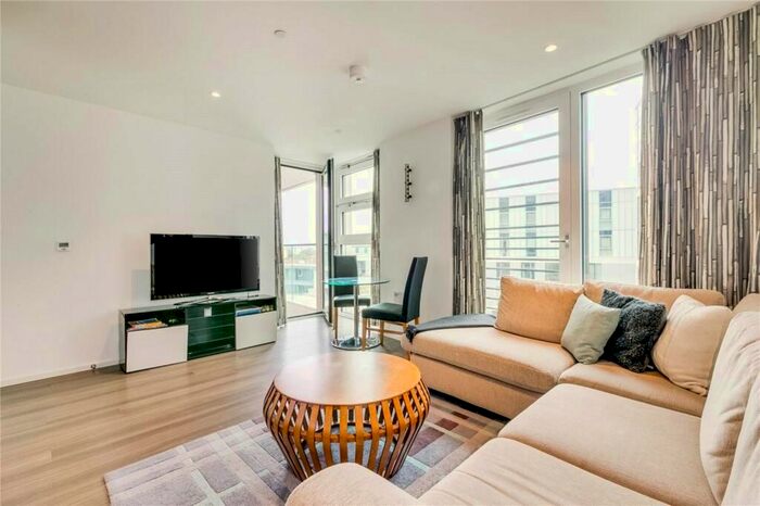 2 Bedroom Flat To Rent In The Filaments, Wandsworth, SW18