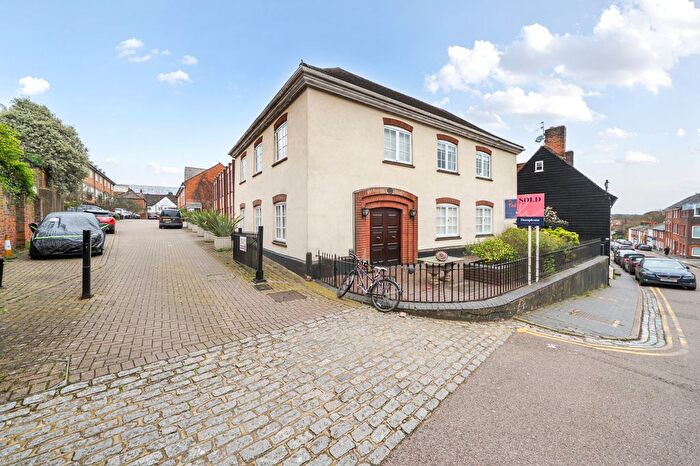 1 Bedroom Flat For Sale In Lower Dagnall Street, St. Albans, AL3