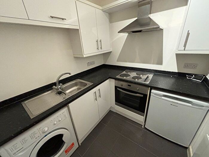 1 Bedroom Flat For Sale In Flat, Midland Heights, Norwich Avenue West, Bournemouth, BH2