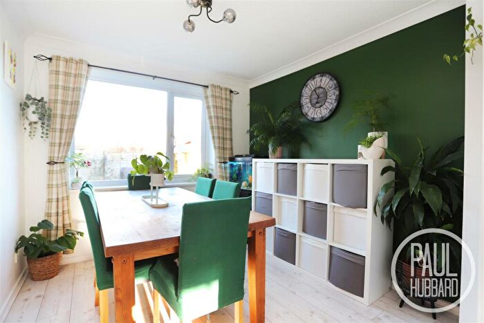 4 Bedroom Detached House For Sale In Coverdale, Carlton Colville, NR33