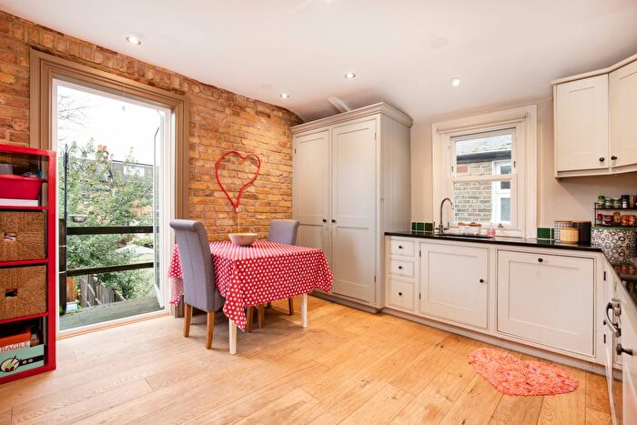 2 Bedroom Detached House To Rent In Astonville Street, London, SW18