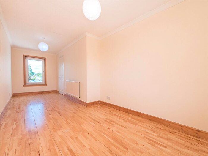3 Bedroom Semi-Detached House To Rent In Stoneybank Gardens, Edinburgh, EH21