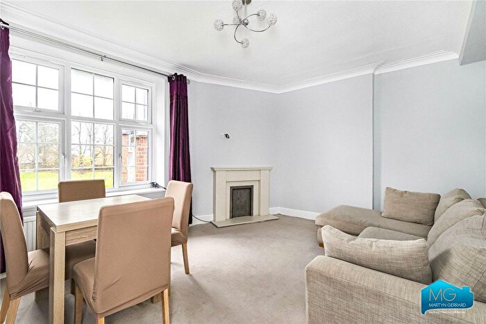 3 Bedroom Flat To Rent In Aylmer Court, Sheldon Avenue, London, N2