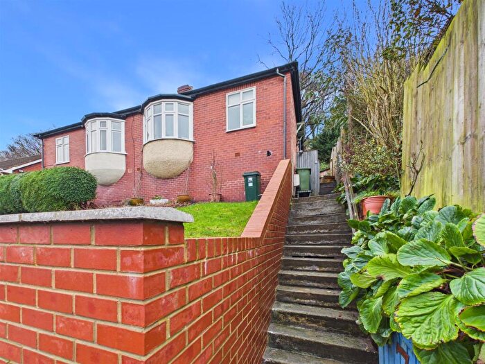 3 Bedroom Semi-Detached Bungalow For Sale In Arundel Gardens, Low Fell, Gateshead, NE9