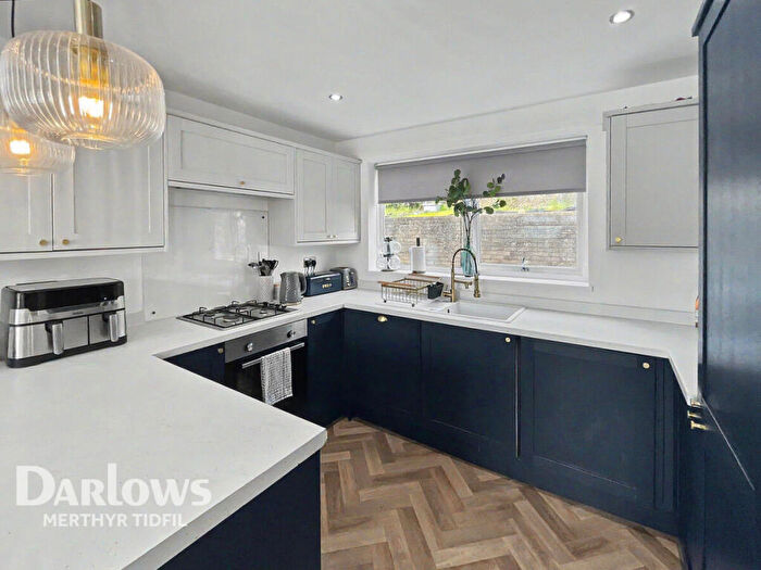 3 Bedroom Detached House For Sale In Taff Vale Estate, Treharris, CF46