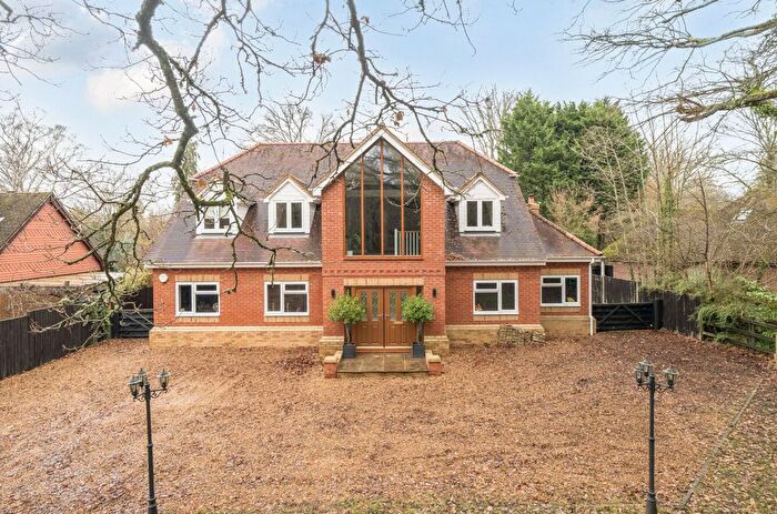 5 Bedroom Detached House For Sale In Plaistow Road, Ifold, Loxwood, RH14