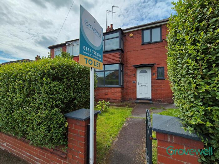 3 Bedroom Semi-Detached House To Rent In Eastleigh Road, Prestwich, Manchester, M25