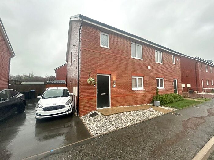 3 Bedroom Semi Detached House For Sale In Westfield Avenue, Earl Shilton, Leicester, LE9