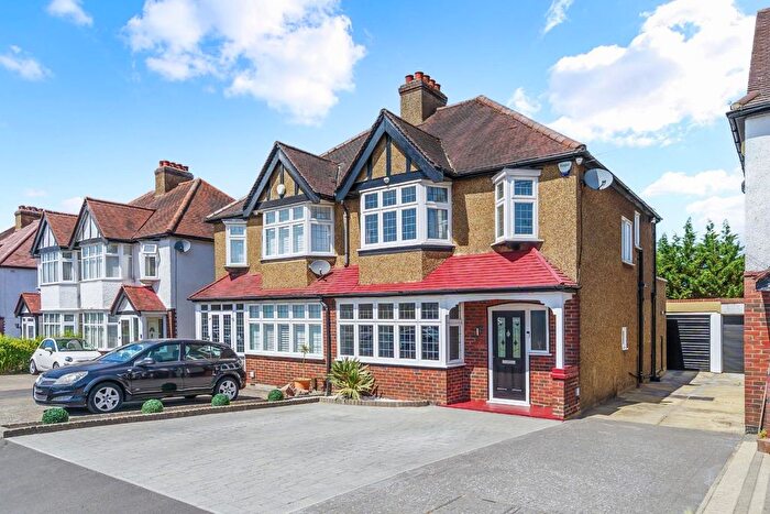 3 Bedroom Semi-Detached House For Sale In Winkworth Road, Banstead, SM7
