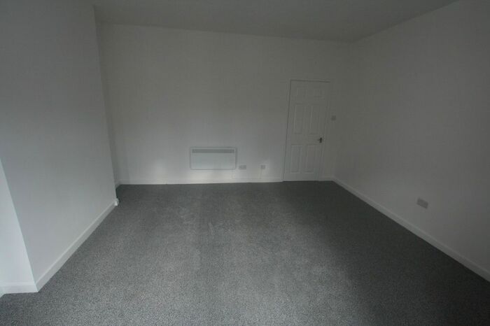 1 Bedroom Flat To Rent In Exeter Road, Ellesmere Port, Cheshire., CH65