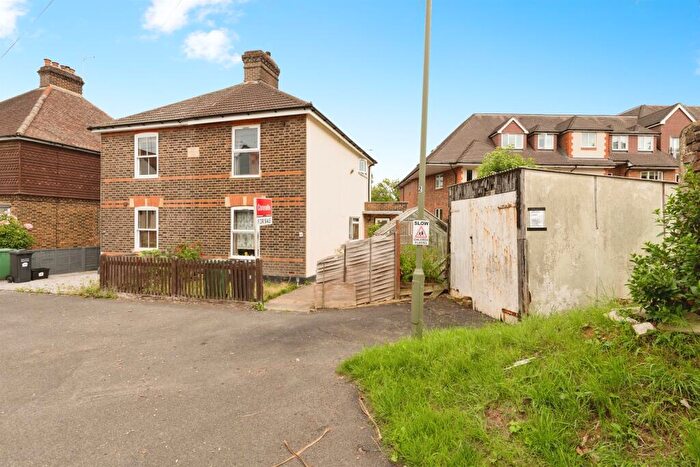 2 Bedroom Semi-Detached House For Sale In Wilton Road, Redhill, RH1
