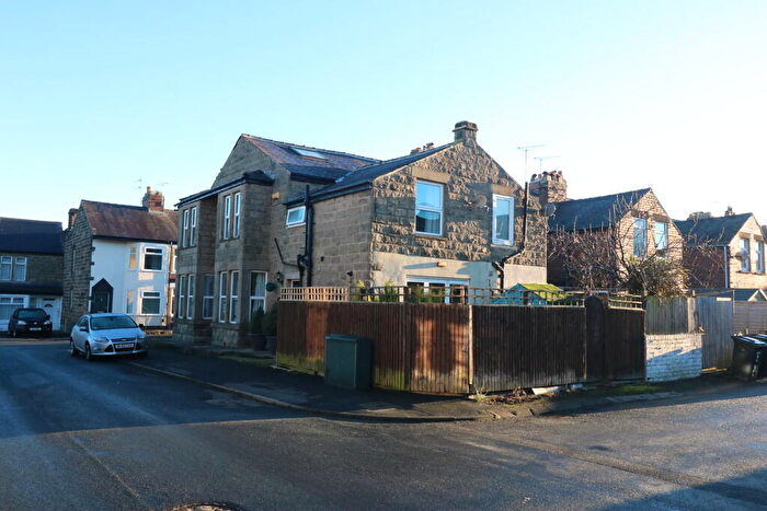 3 Bedroom End Of Terrace House To Rent In Grove Park Terrace, Harrogate, HG1