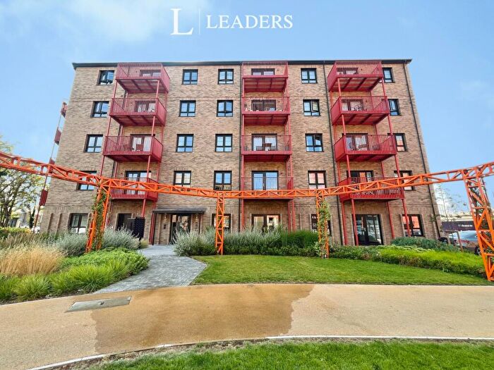 2 Bedroom Flat To Rent In Wick Lane, Bury St. Edmunds, Suffolk, IP33