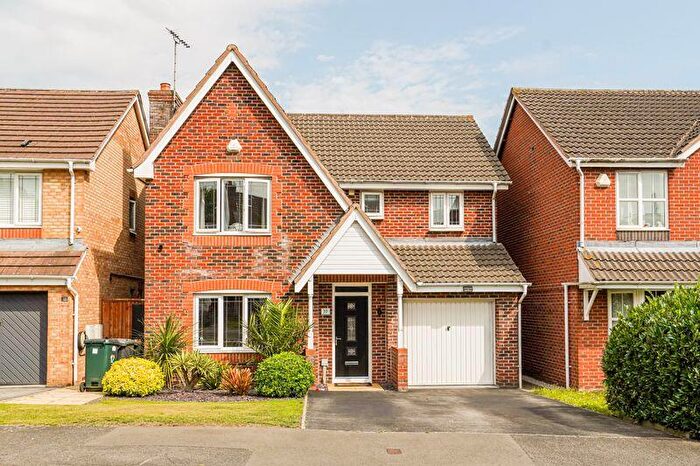 4 Bedroom Detached House For Sale In Fairway Drive, Carlton, Nottingham, NG4