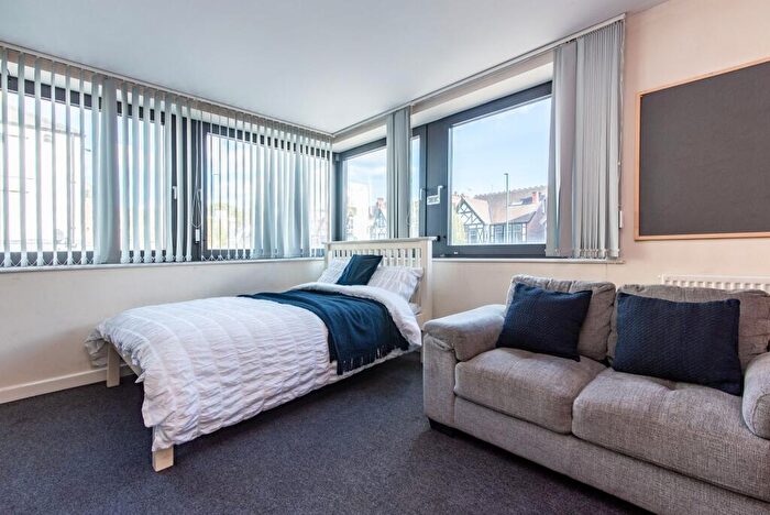 1 Bedroom Apartment To Rent In Mansfield Road, Nottingham, NG5