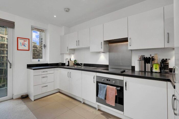 1 Bedroom Flat To Rent In Lowe House, Nine Elms Point, Nine Elms, London, SW8