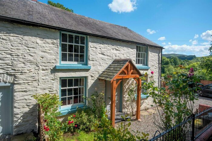 4 Bedroom Cottage For Sale In Rhewl, Llangollen, LL20