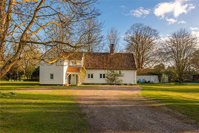 4 Bedroom Detached House For Sale In Granhams Road, Great Shelford, Cambridge, CB22