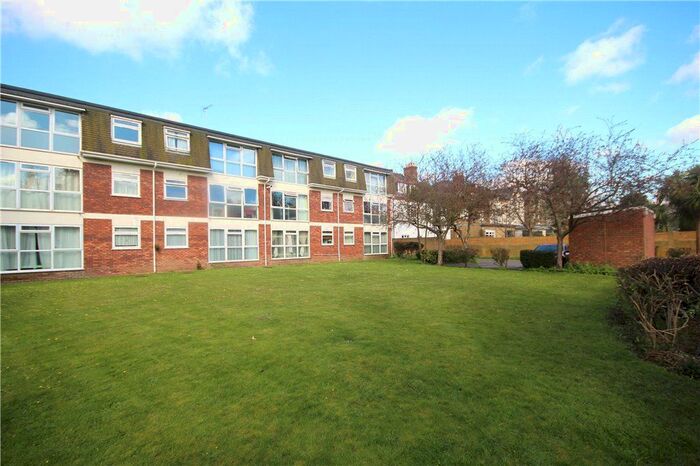 1 Bedroom Flat To Rent In Courtfield Gardens, Ealing, W13