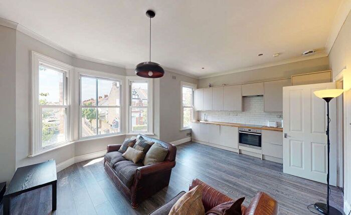 3 Bedroom Apartment To Rent In Chamberlayne Road, London, NW10