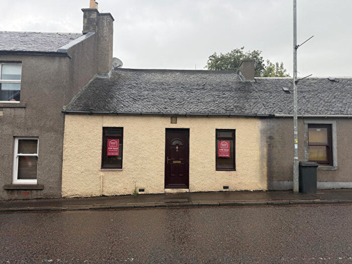 2 Bedroom Bungalow For Sale In Wellgatehead, Lanark, South Lanarkshire, ML11
