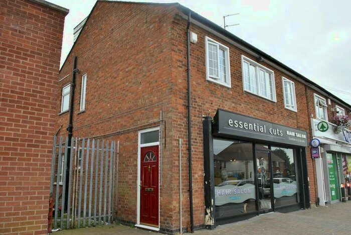 3 Bedroom Flat To Rent In Queens Drive, Wigston, LE18