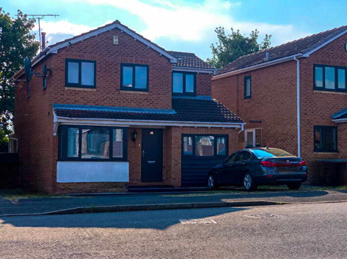 4 Bedroom Detached House To Rent In Pennant Road, Nottingham, NG6