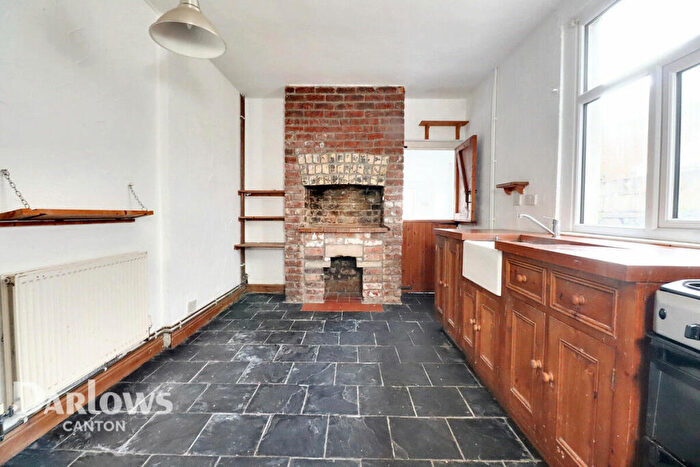 3 Bedroom Terraced House For Sale In Trevethick Street, Cardiff, CF11