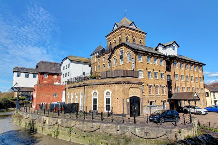2 Bedroom Flat For Sale In East Street, Colchester, CO1