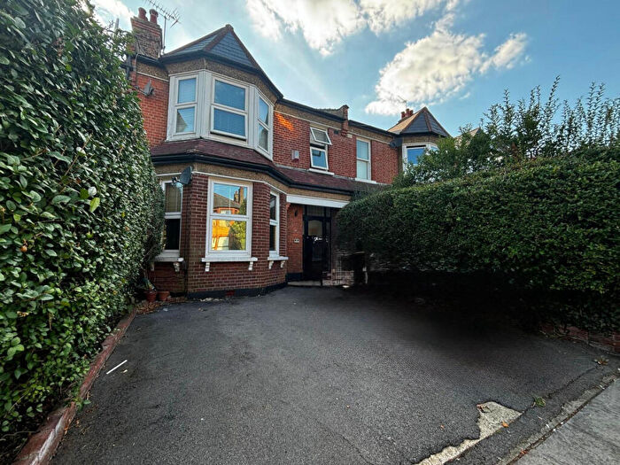 1 Bedroom Flat To Rent In Sunny Gardens Road, London, NW4