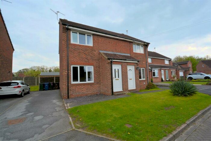 2 Bedroom Semi-Detached House To Rent In Kelcbar Way, Tadcaster, LS24